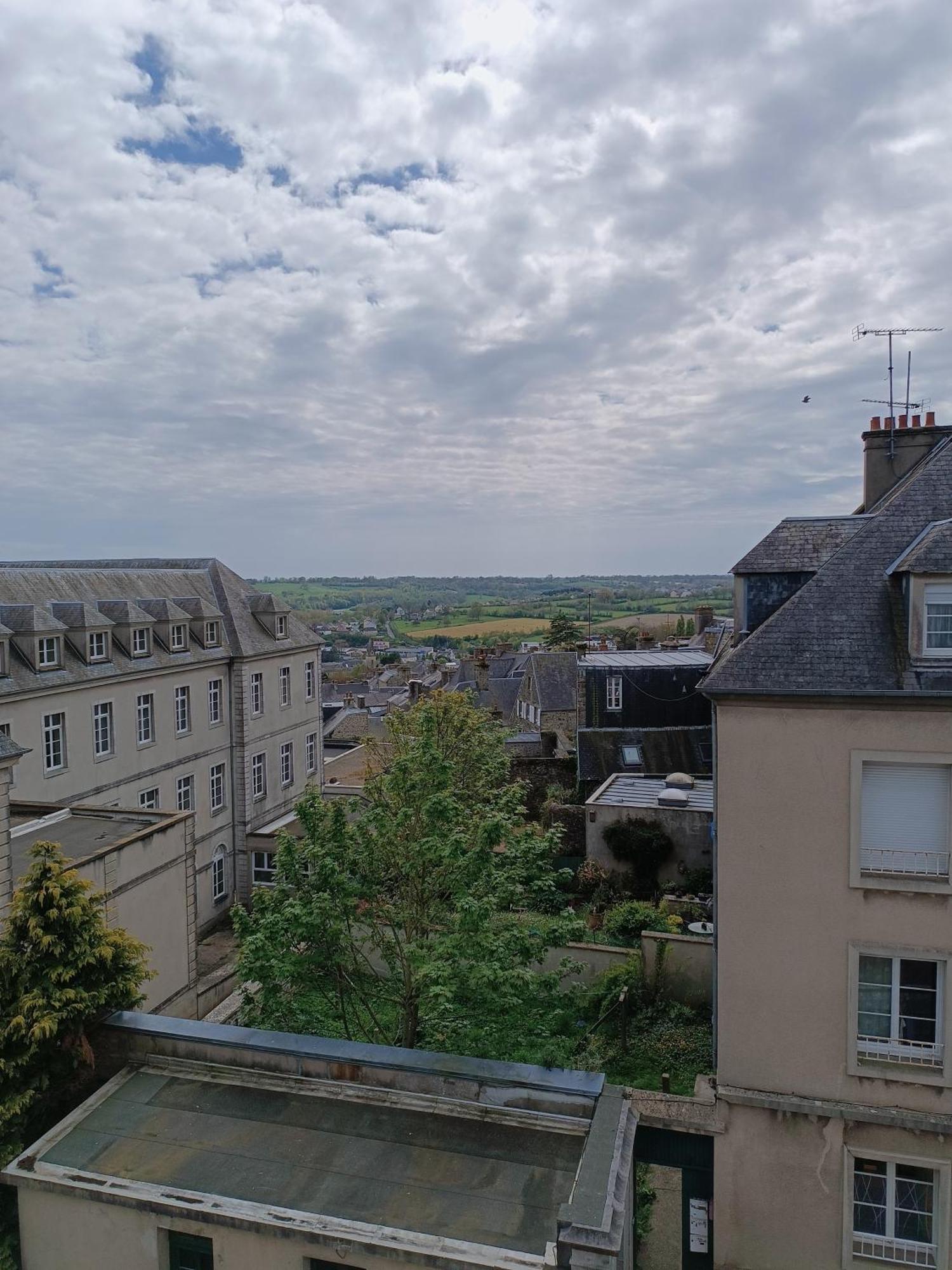 Apartamento Elegant Studio ~Hyper Centre~ Coutances Exterior foto